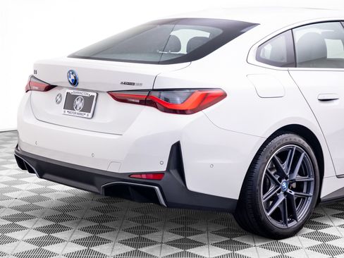 Used 2023 BMW i4 eDrive35 RWD image 37