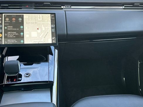 Certified 2025 Land Rover Range Rover Sport AWD/4WD image 28