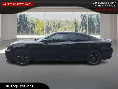 Used 2022 Dodge Charger R/T w/ Blacktop Package image 8