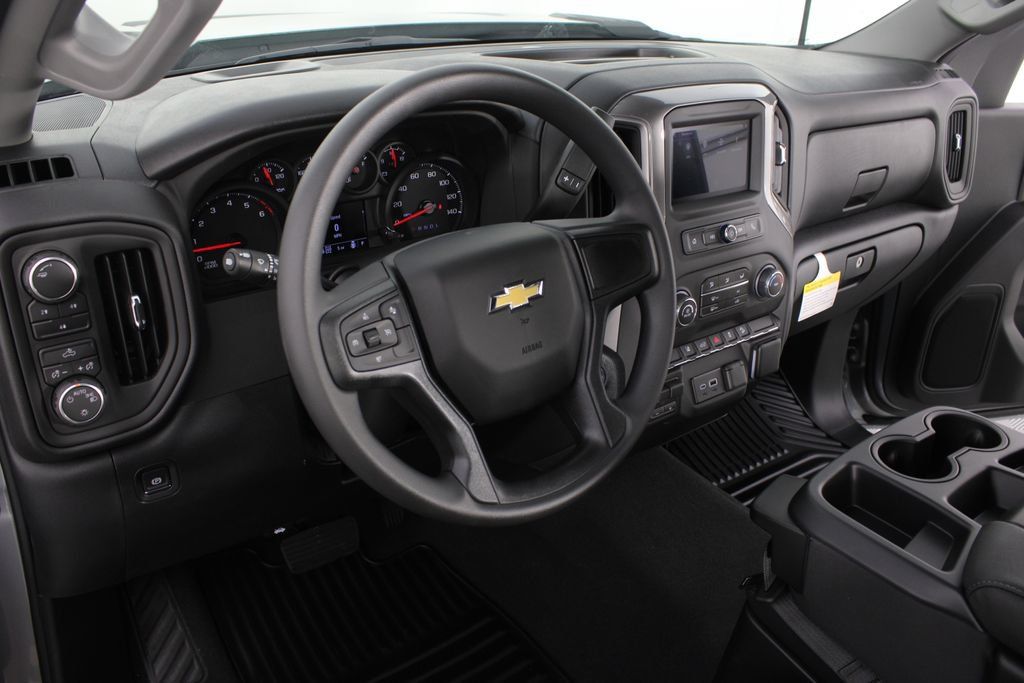 New 2026 Chevrolet Silverado 2500 Custom w/ Custom Convenience Package AWD/4WD image 8