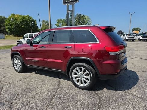 Used 2017 Jeep Grand Cherokee Limited w/ Trailer Tow Group IV AWD/4WD image 4