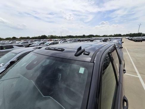 Used 2026 GMC Sierra 2500 AT4X AWD/4WD image 9
