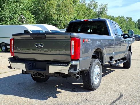 New 2026 Ford F350 XLT w/ FX4 Off-Road Package AWD/4WD image 5