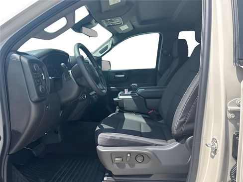 New 2026 Chevrolet Silverado 1500 Custom Trail Boss w/ Dark Appearance Package AWD/4WD image 9