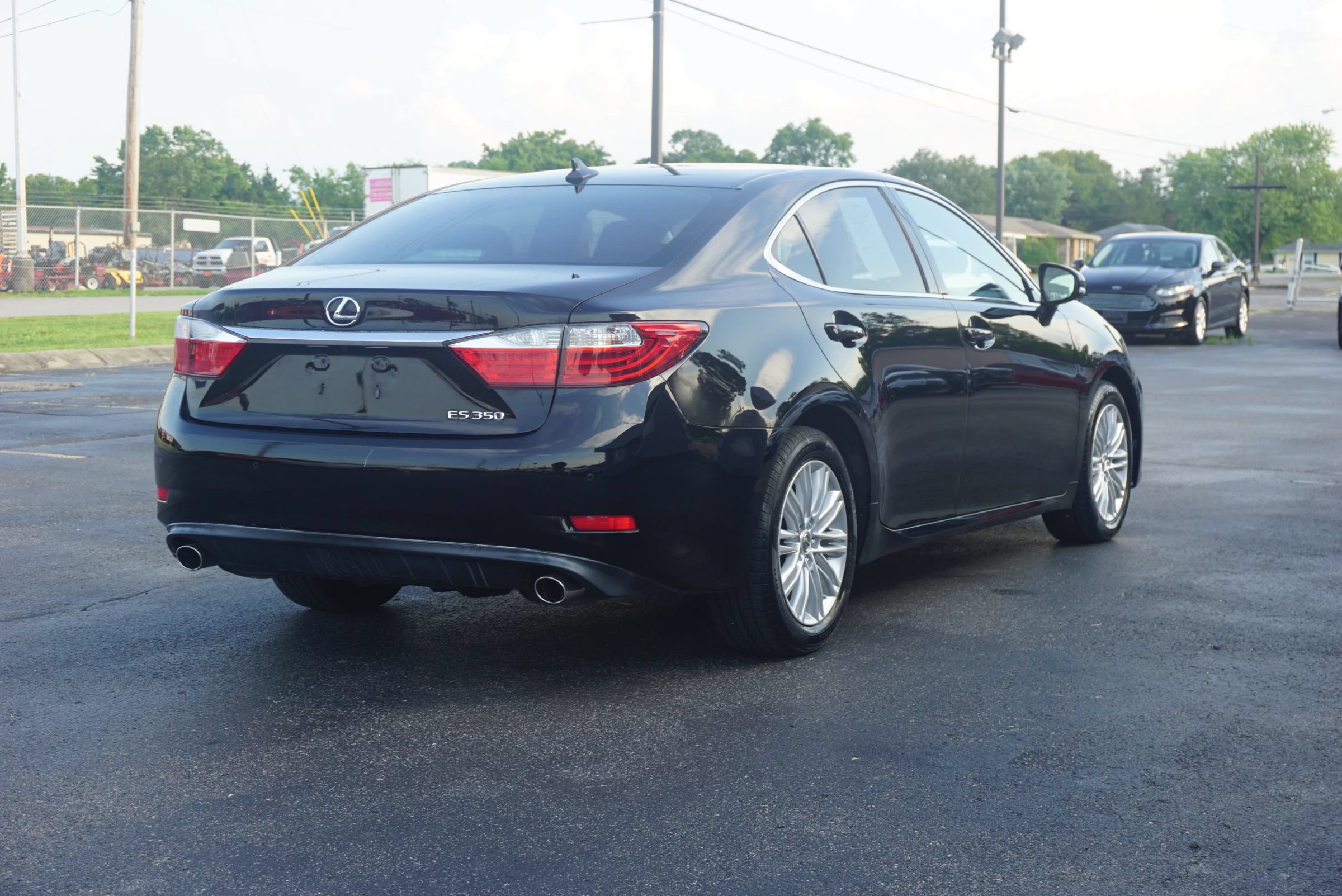 Used 2014 Lexus ES 350 w/ Luxury Package FWD image 5