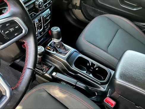 Used 2020 Jeep Gladiator Rubicon image 14