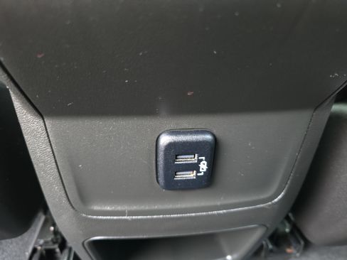 Used 2017 GMC Acadia SLE w/ Driver Alert Package I AWD/4WD image 17