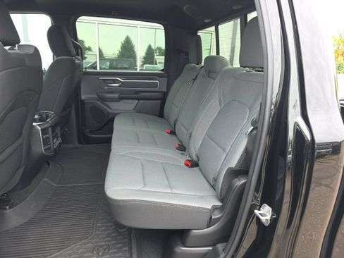 Used 2023 RAM 1500 Big Horn AWD/4WD image 9