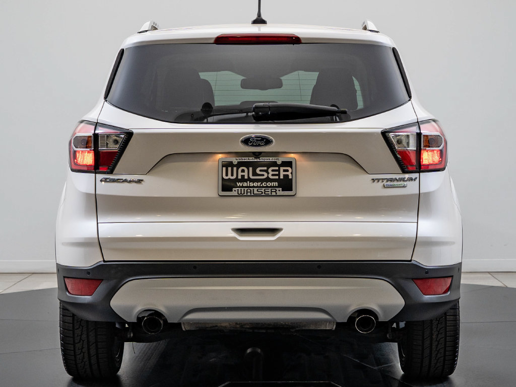 Used 2018 Ford Escape Titanium FWD image 7