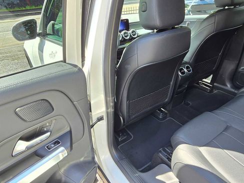 Used 2024 Mercedes-Benz EQB 250+ image 15