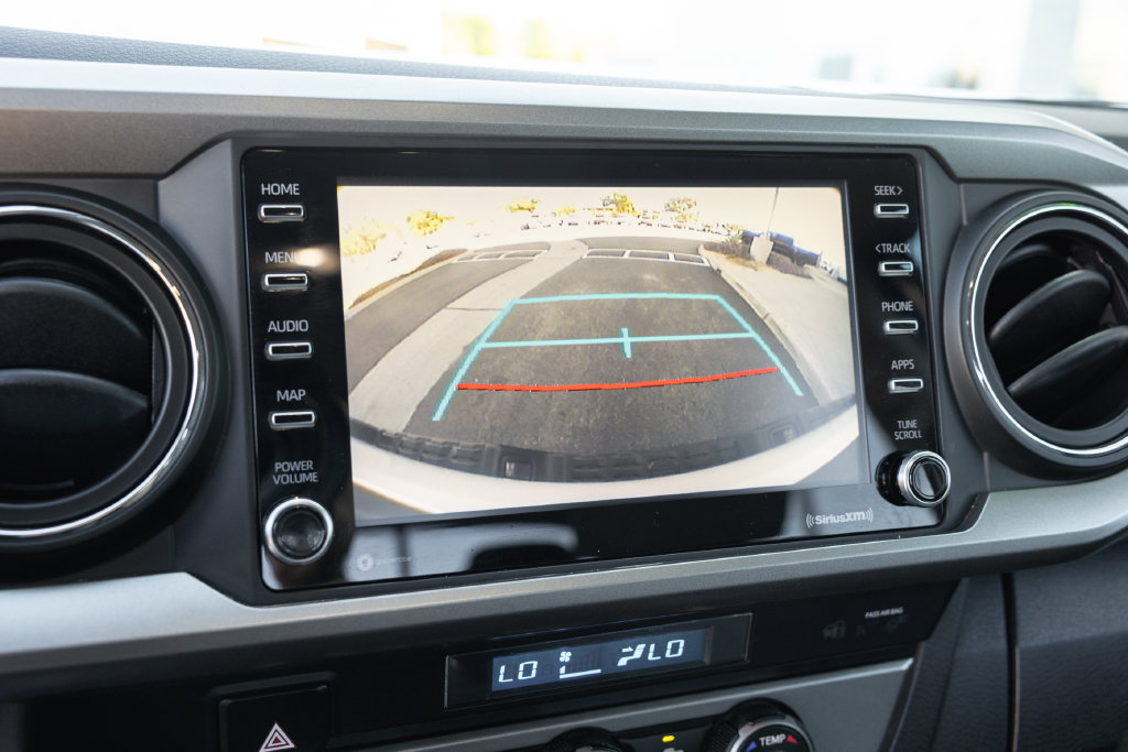 Used 2021 Toyota Tacoma SR5 RWD image 18