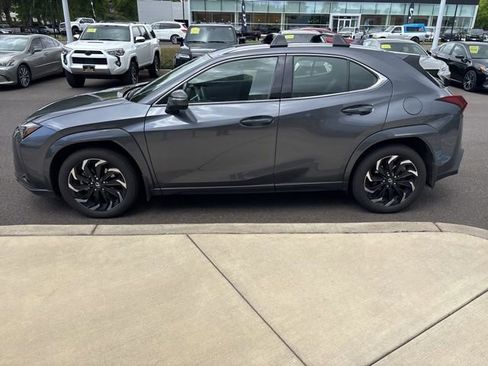 Used 2025 Lexus UX 300h AWD w/ Accessory Package (Z2) image 8