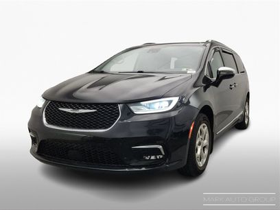 Used 2021 Chrysler Pacifica Limited