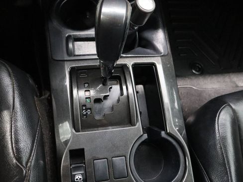 Used 2015 Toyota 4Runner Trail AWD/4WD image 22