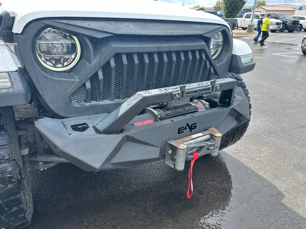 Used 2020 Jeep Gladiator Overland AWD/4WD image 5