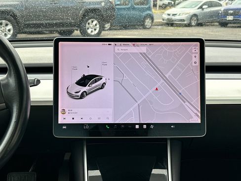Used 2018 Tesla Model 3 Long Range AWD/4WD image 15