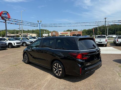 Used 2025 Honda Odyssey EX-L image 4