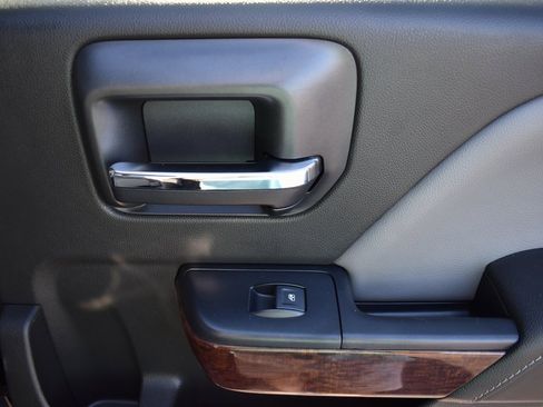 Used 2018 GMC Sierra 1500 SLT image 13