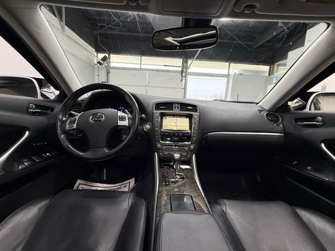 Used 2011 Lexus IS 350 AWD w/ Luxury Plus Value Edition image 15