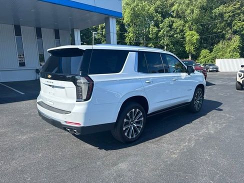 Used 2026 Chevrolet Tahoe High Country AWD/4WD image 20