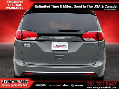 Used 2020 Chrysler Pacifica Limited FWD image 6