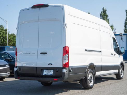 Certified 2025 Ford Transit 250 148 High Roof Extended RWD image 4