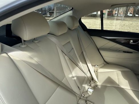 Used 2019 INFINITI Q50 Luxe w/ Essential Package (3.0T Luxe) image 22