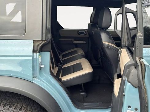 Used 2023 Ford Bronco Wildtrak image 13