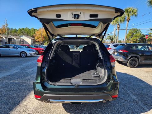 Used 2020 Nissan Rogue SV AWD/4WD image 25