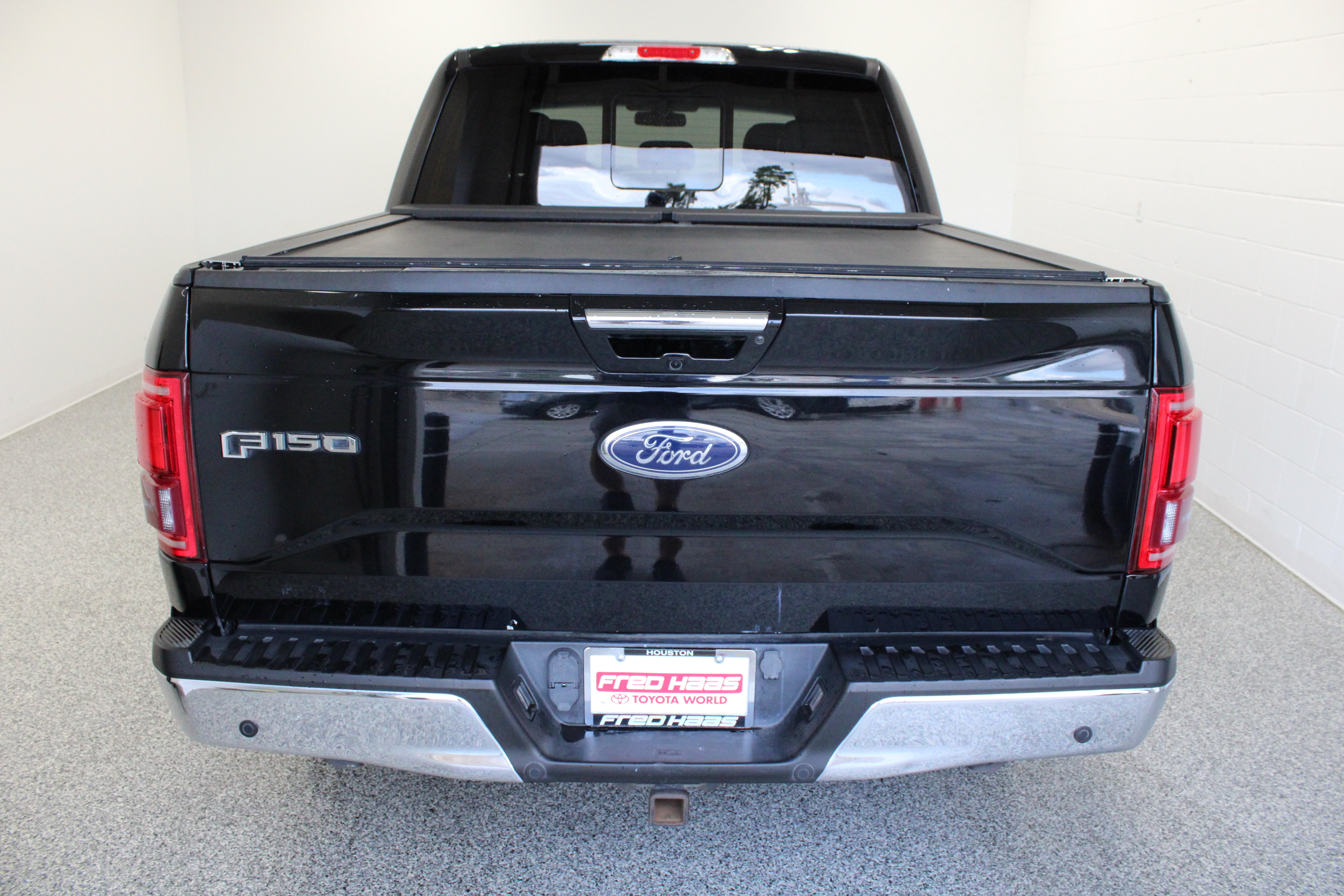 Used 2017 Ford F150 Lariat w/ Equipment Group 502A Luxury RWD image 8