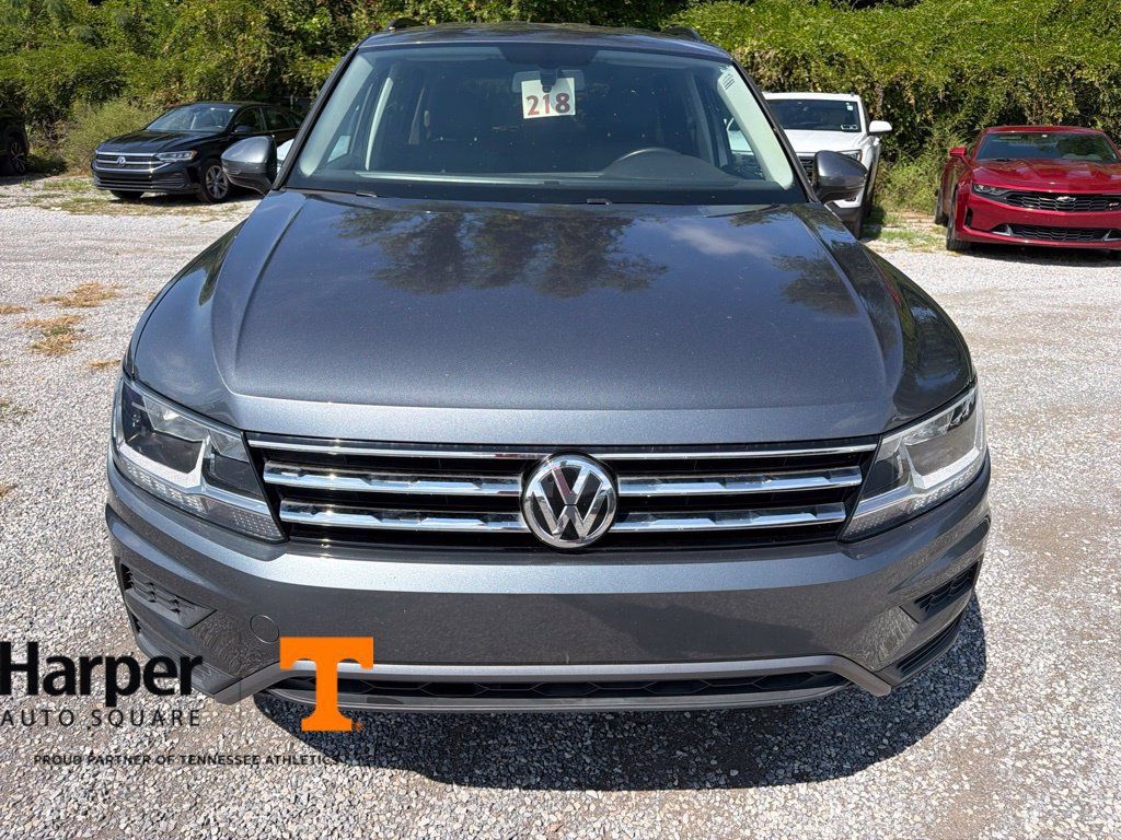 Used 2021 Volkswagen Tiguan SE FWD image 8
