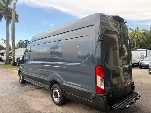 Used 2020 Ford Transit 250 148 High Roof Extended RWD image 3