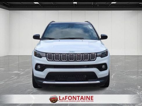 Used 2024 Jeep Compass Limited AWD/4WD image 8