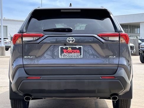 Used 2024 Toyota RAV4 XLE image 5