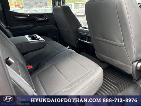 Used 2025 GMC Sierra 1500 Elevation image 13