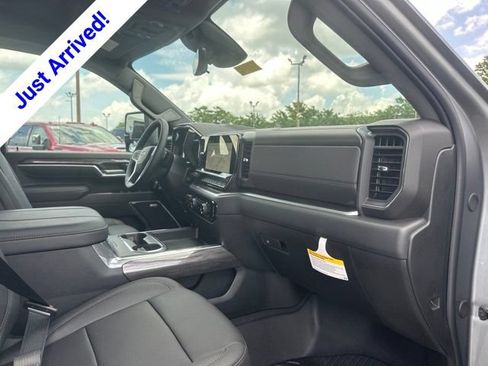 New 2026 Chevrolet Silverado 2500 LTZ w/ LTZ Plus Package AWD/4WD image 34
