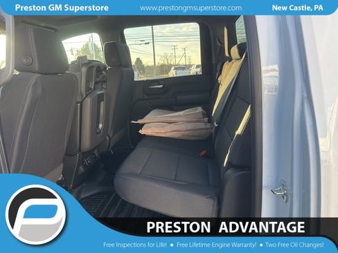 New 2026 GMC Sierra 3500 Pro w/ Convenience Package image 9