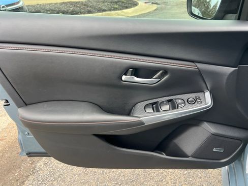 Certified 2024 Nissan Sentra SR w/ SR Premium Package image 20