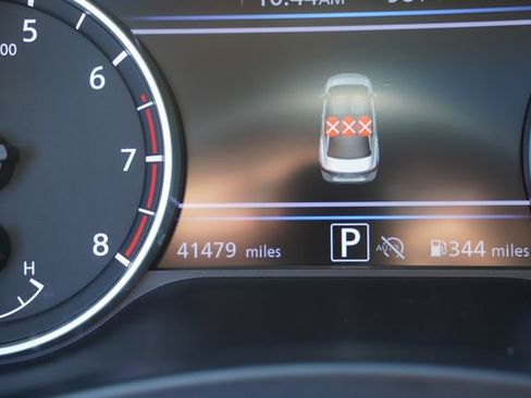 Used 2025 Nissan Sentra SR w/ SR Premium Package FWD image 32