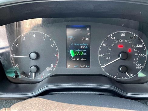 Used 2024 Toyota Corolla LE FWD image 19