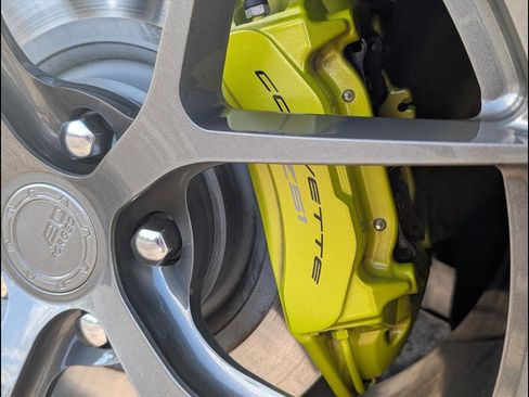 Used 2023 Chevrolet Corvette Stingray Coupe w/ Z51 Performance Package image 22