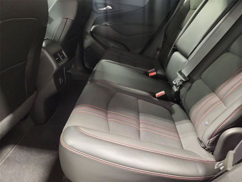 Used 2024 Chevrolet Equinox RS FWD image 23
