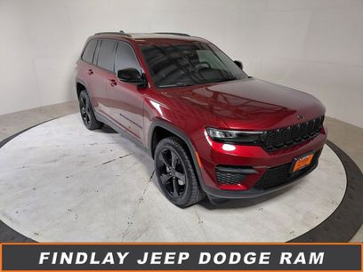 Used 2022 Jeep Grand Cherokee Altitude