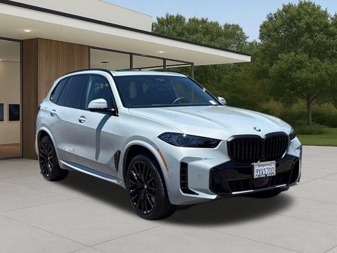 Used 2026 BMW X5 sDrive40i w/ Executive Package RWD image 6