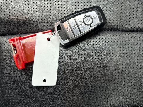 Used 2022 Ford Mustang Premium image 47