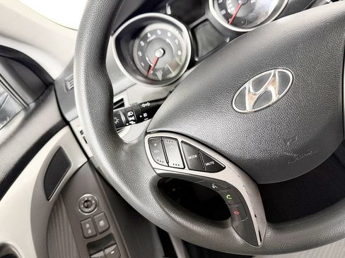 Used 2013 Hyundai Elantra GLS w/ Preferred Pkg FWD image 52