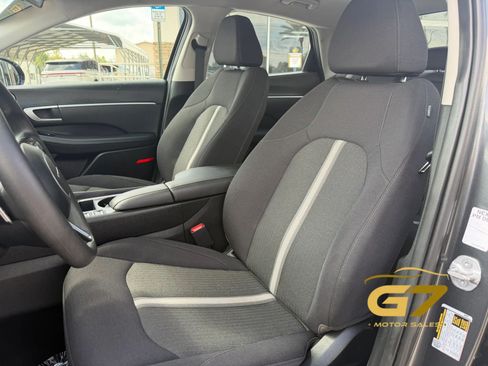 Used 2025 Hyundai Sonata SEL FWD image 14