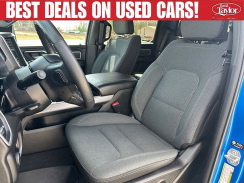 Used 2023 RAM 1500 Big Horn AWD/4WD image 11