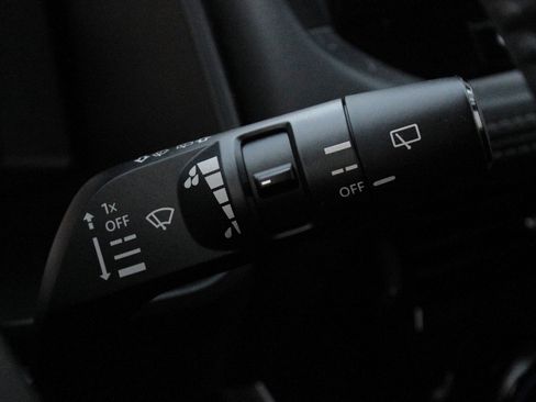 Certified 2023 Nissan Rogue Platinum w/ Platinum Premium Package image 36