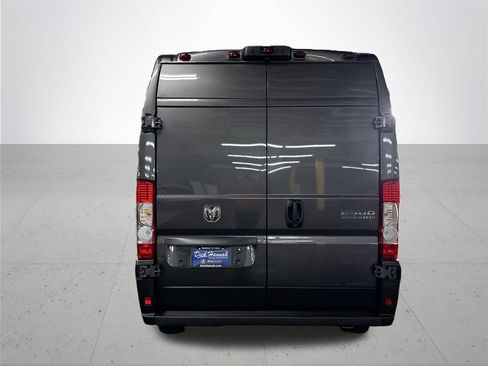 New 2026 RAM ProMaster 2500 w/ Premium Convenience Group FWD image 7
